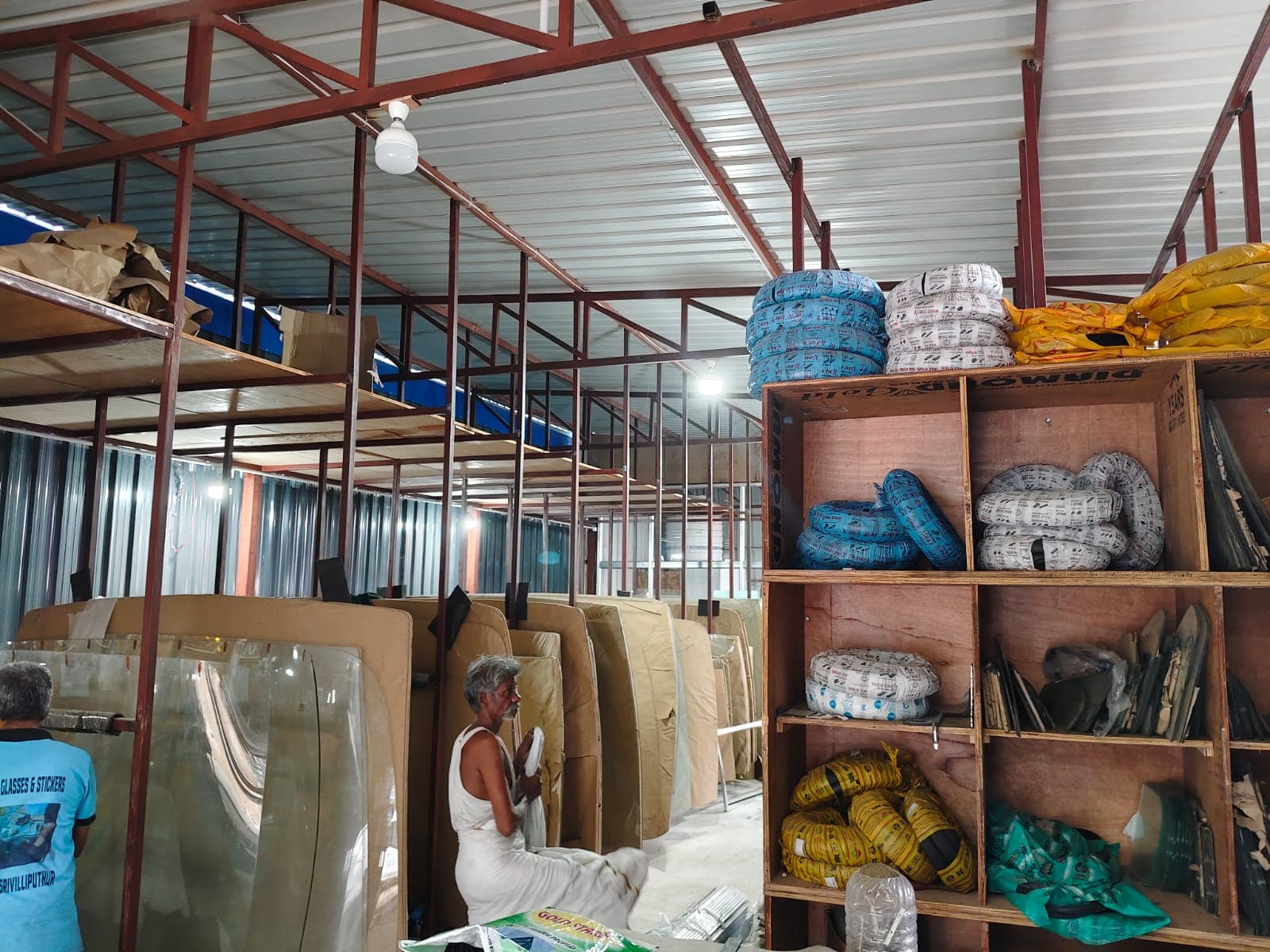 Ready-to-fit polished aluminum frame glass application